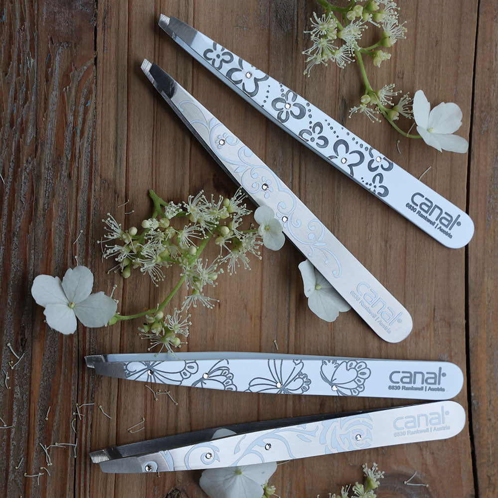Slanted Tweezers Aurora