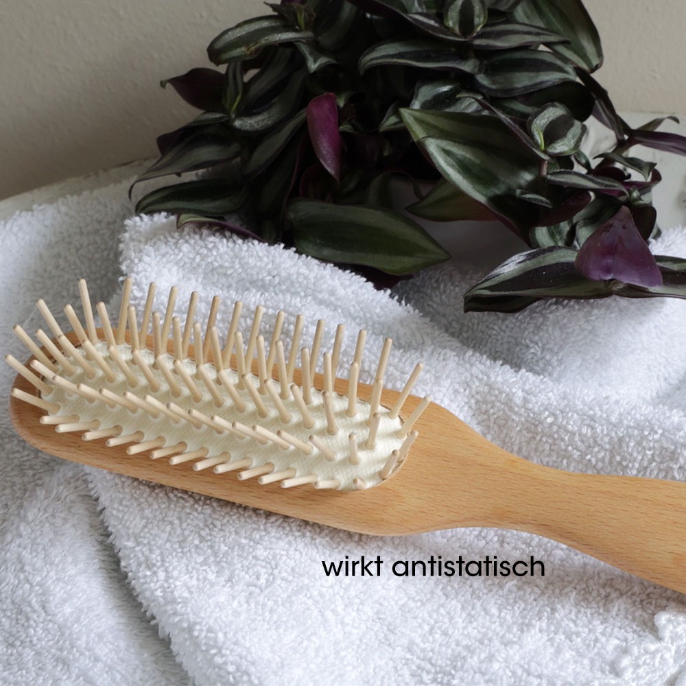 Haar- und Kopfmassagebürste mit Holzstiften Haar- und Kopfmassagebürste mit Holzstiften