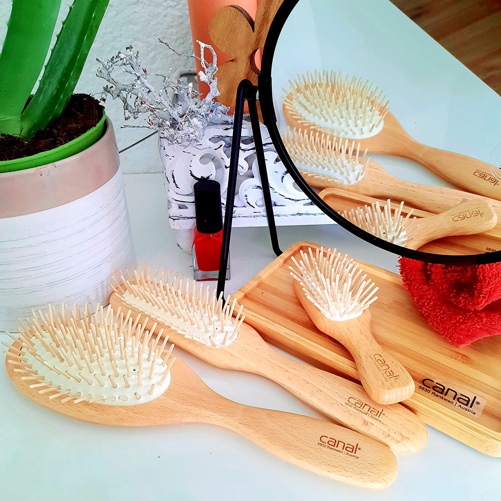 cushion brush with wooden pins, small cushion brush with wooden pins, small