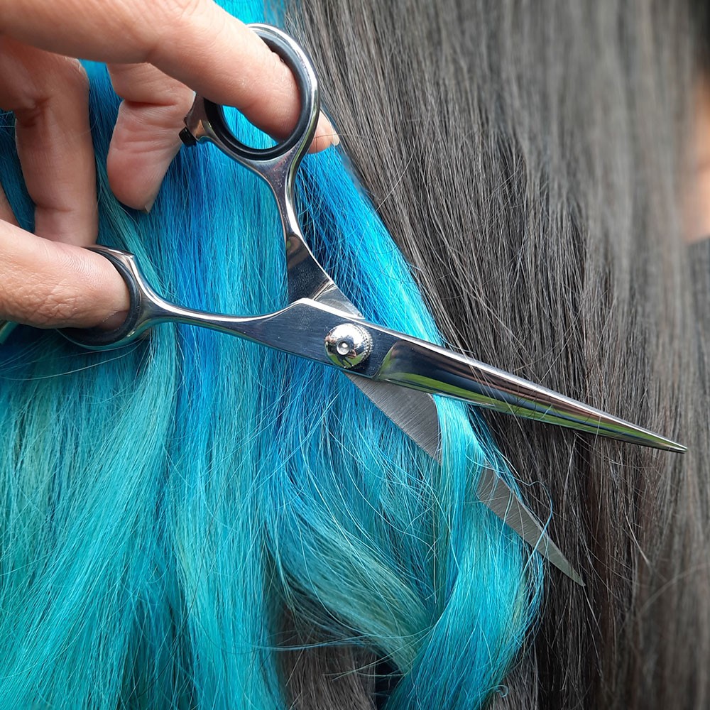 Premium hair scissors made of Japanese stainless