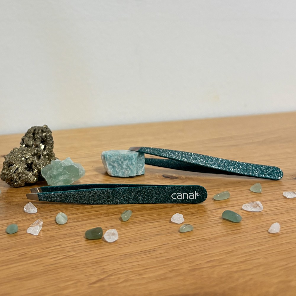 Haarpinzette schräg "Smaragd", 9 cm