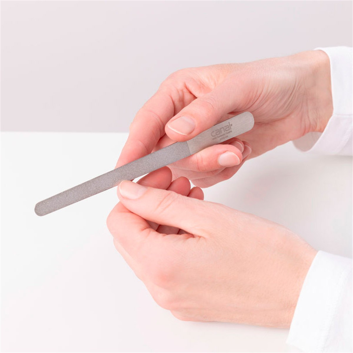 Diamant Nagelfeile rostfrei RUNDE Spitze, 15 cm Diamant Nagelfeile rostfrei RUNDE Spitze, 15 cm