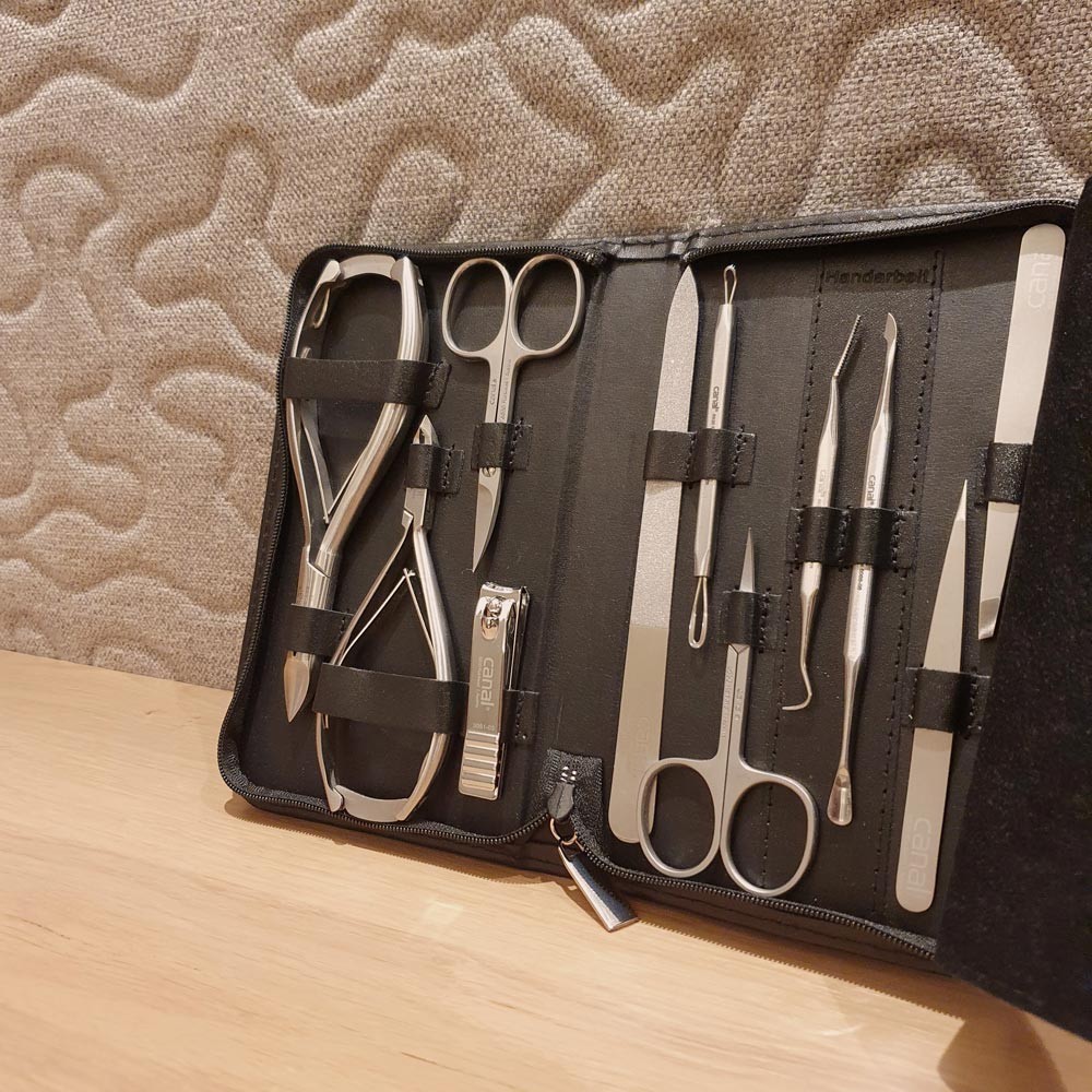 Kit de soin multi-usages, 11 pièces, noir Kit de soin multi-usages, 11 pièces, noir